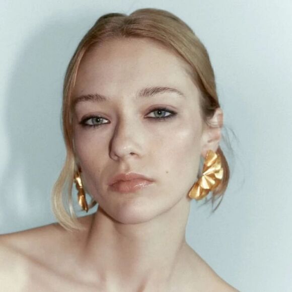 Flower statement earrings #711 - Picture 2 of 5